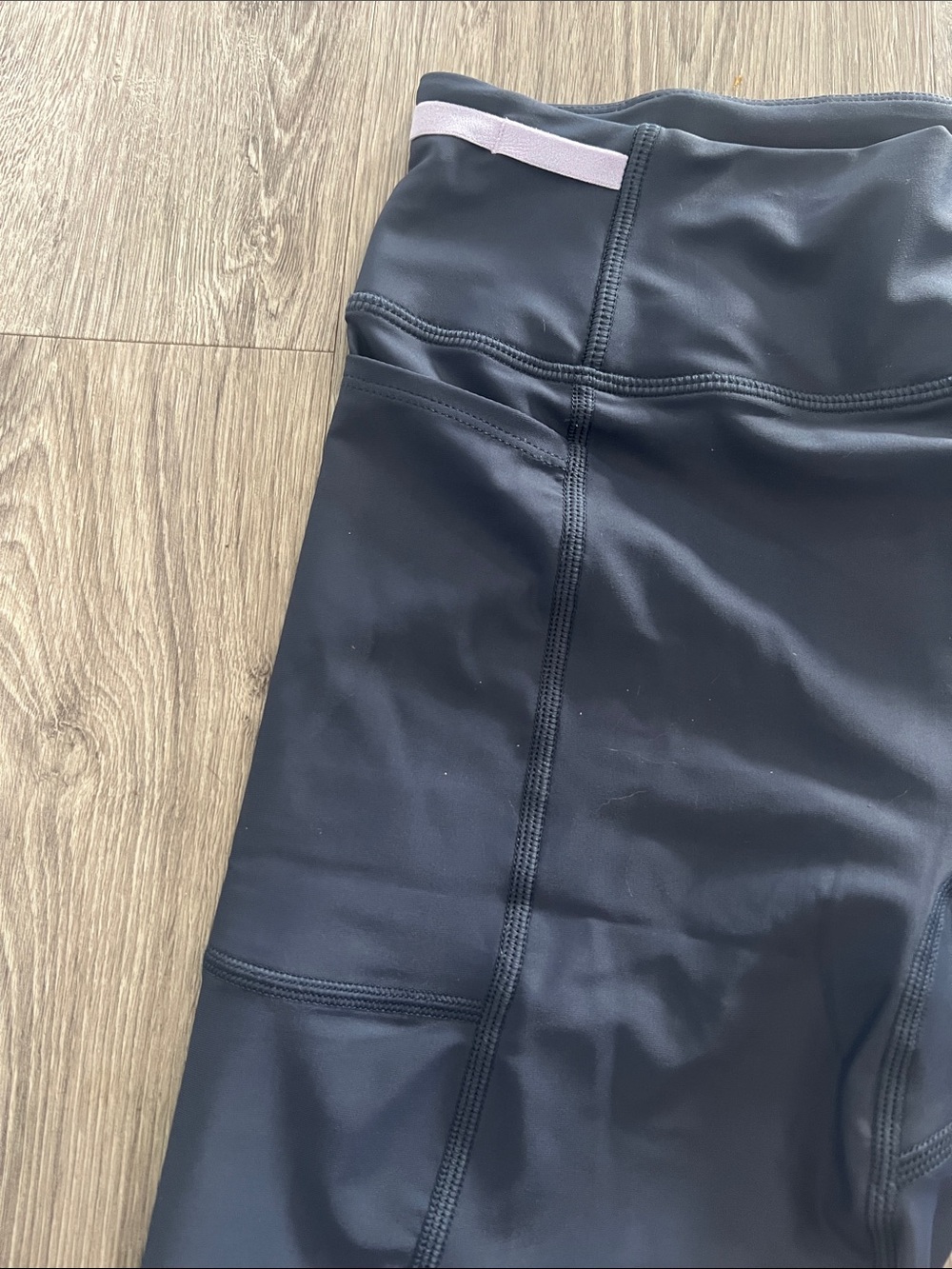 Nike Women's Purple Bike Shorts with Lavender Drawstring Pockets And Zipper - Picture 5 of 10